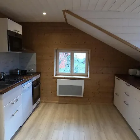 Chez Lea Et Lolo - L'alpina Appartement *